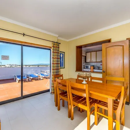 Janelas Do Mar Turisticos Apart-hotel