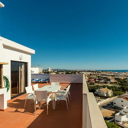 アパートホテル Janelas Do Mar Turisticos 3*