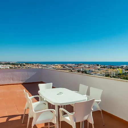 Apartmanhotel Janelas Do Mar Turisticos 3*