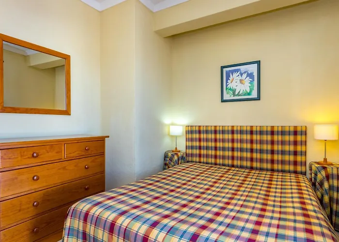 Janelas Do Mar Turisticos Apartmanhotel